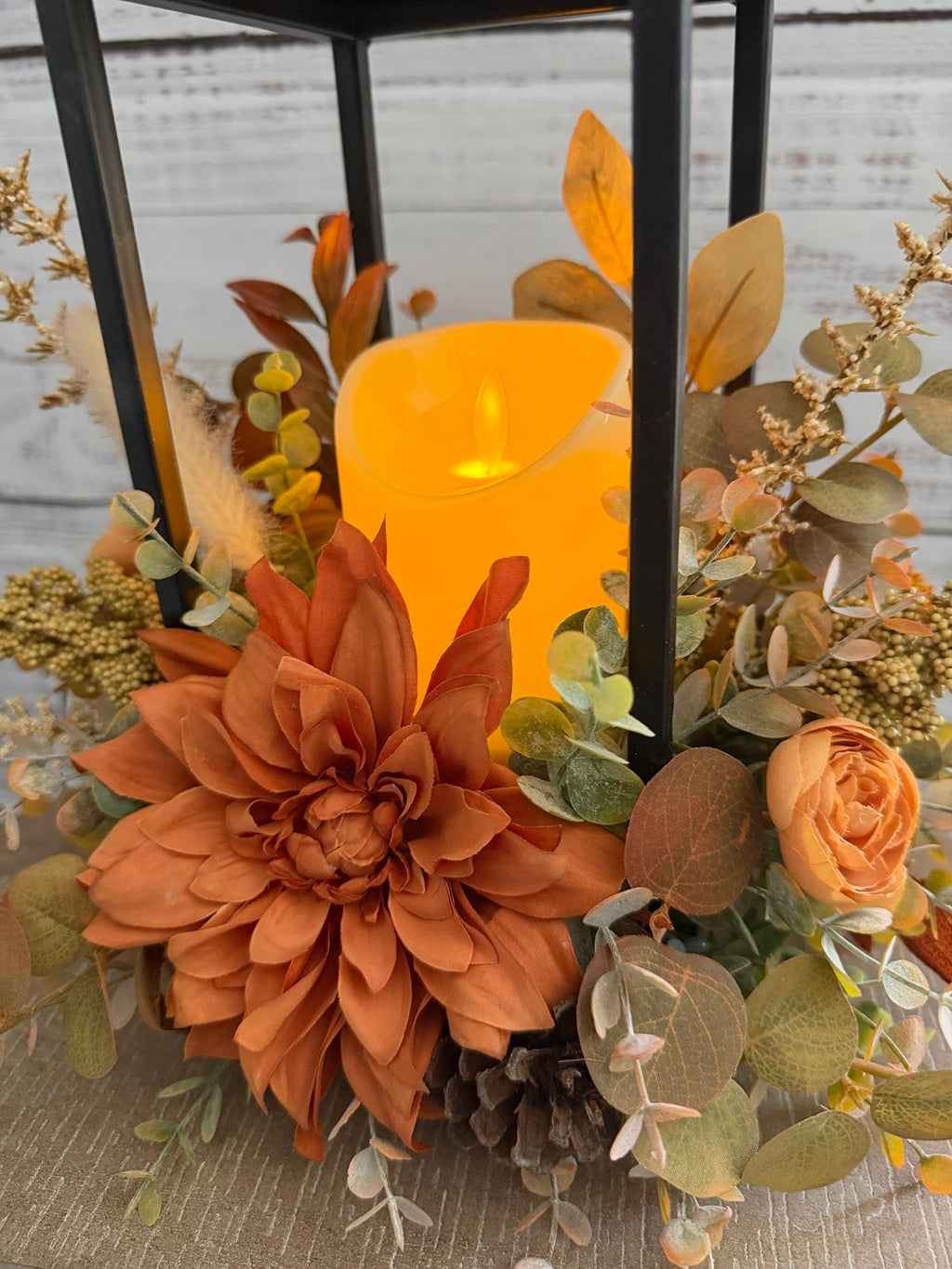 Autumn Dahlia Glow – Lighted Fall Floral Lantern