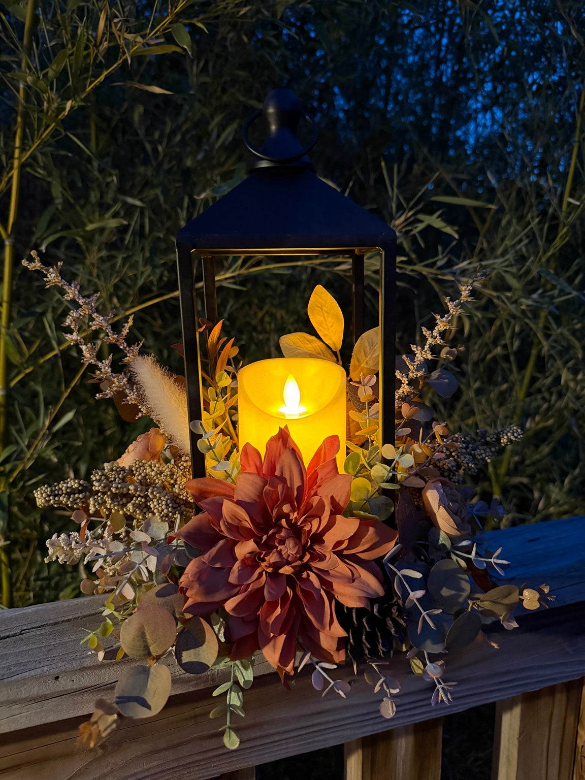 Autumn Dahlia Glow – Lighted Fall Floral Lantern